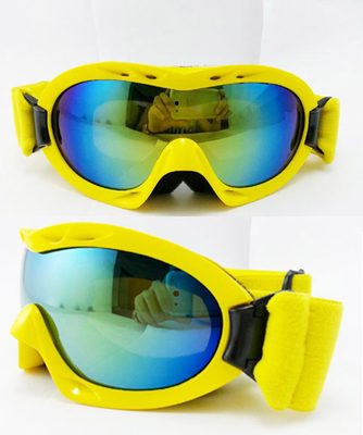 China Ski Goggles with HD Anti-Fog Lens &amp; UV400 Protection for Snow Skiing, For Kids TPU Frame PC Double Mirror supplier